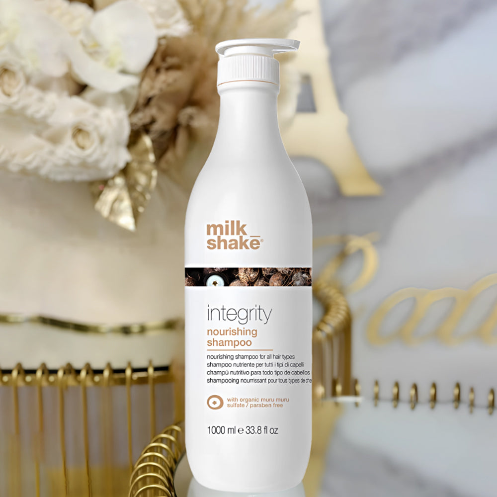 Шампунь для живлення та зволоження волосся з антифриз ефектом - Milk Shake Integrity Nourishing Shampoo